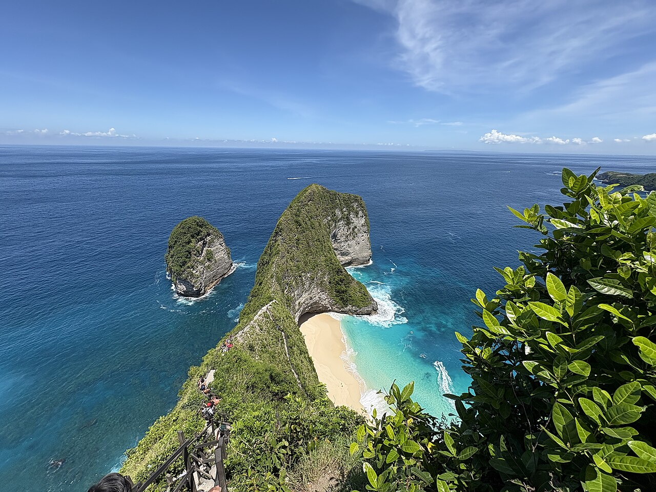 Kelingking Beach (T-Rex Bay) of Nusa Penida, Bali (2025) - img 08