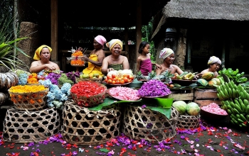 TRADITIONAL MARKET